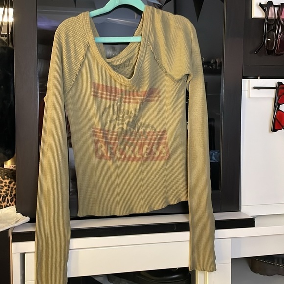 We the Free Reckless Cropped Thermal Size S​​​​ - Picture 2 of 2